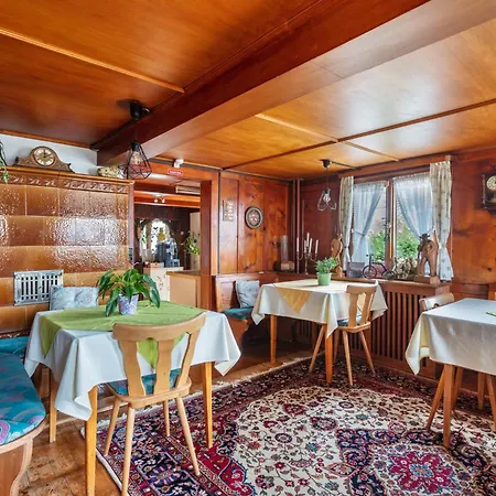 Guest house Jaegerhof 3*